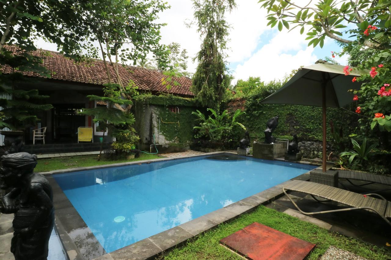 Ubud Kartini Hostel ภายนอก รูปภาพ